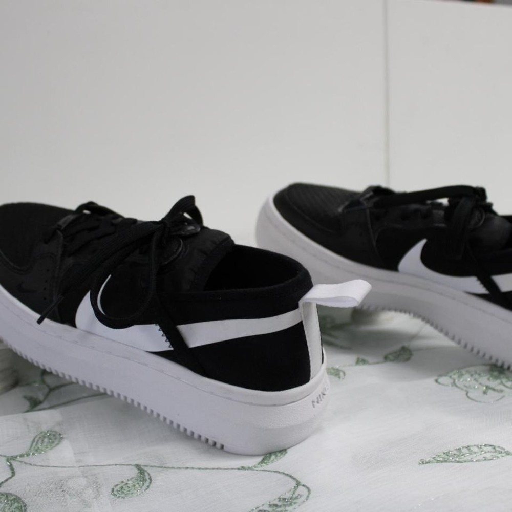 2007 NIKE‎ AIR FORCE 1 WOMEN'S SHOES (cw6536-01) SIZE 6.5 US